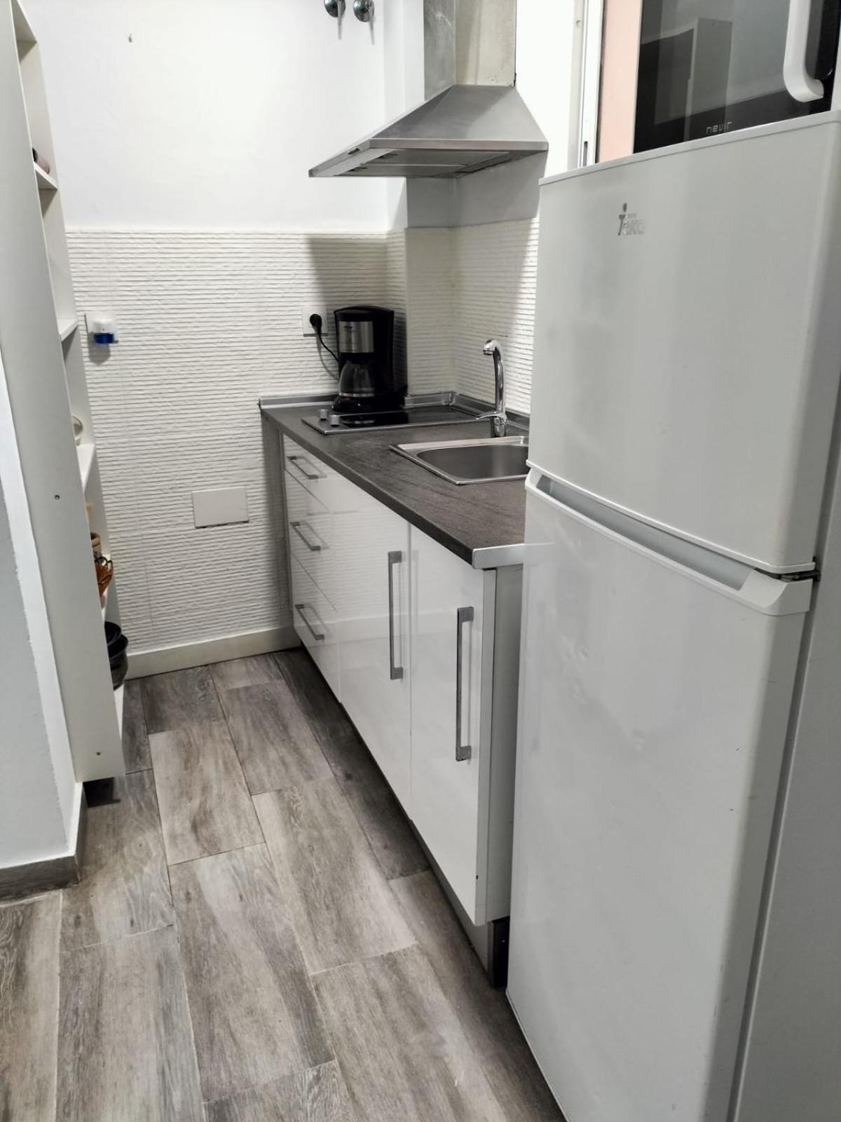 Apartamento Caborrubio Apartment Malaga Bagian luar foto